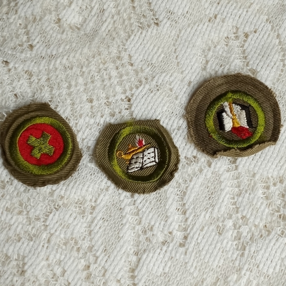 Boy Scouts America Merit Rank Badge First Aid Reading Scholarship Be Prepared - Picture 4 of 6